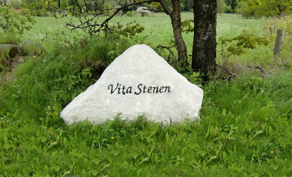 Vita Stenen Rum Och Restaurang Sankt Olof Extérieur photo
